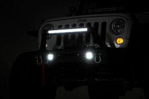Jeep Gladiator Front Bumper - Rough Country - Stubby LED + Hoop - Black - '20-'23